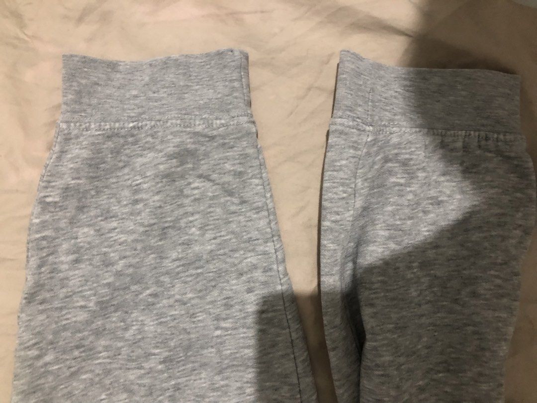 H&M Regular Fit Grey Sweatpants EUR M (Category: Joggers) located in Manila. Submitted by janmichael26601 (Listing ID 1468176671, Image 3). Description: - Brand: H&M - Size: EUR M (Regular Fit) - Color: Grey - Comfort: Soft fleece lining inside - Fit: Elastic waistband with adjustable drawstring and cuffed hems - Best for: Lounging at home or running errands.
