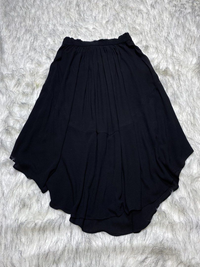 H&m skirt (small/medium) (Category: Skirts) located in Manila. Submitted by csjlgen (Listing ID 1468173801, Image 1). Description: .