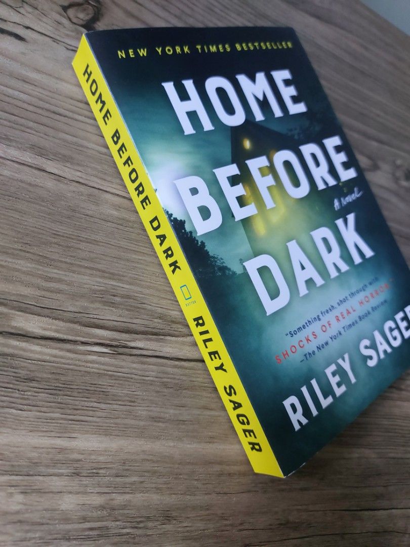 Home Before Dark (Paperback) (Category: Storybooks) located in Quezon City. Submitted by samchispick (Listing ID 1468074510, Image 3). Description: -ALL DETAILS ALREADY POSTED -NEW AND NEVER READ -BOUGHT FROM FULLY BOOKED RFS: IMPULSE BUY MOP GCASH "ONLY" MOD GRAB/LALAMOVE ONLY "NO COURIER REQUEST MEANING NO JNT REQUEST" ***PRICE IS FIXED. PLEASE DON'T MAKE ANY OFFER***.