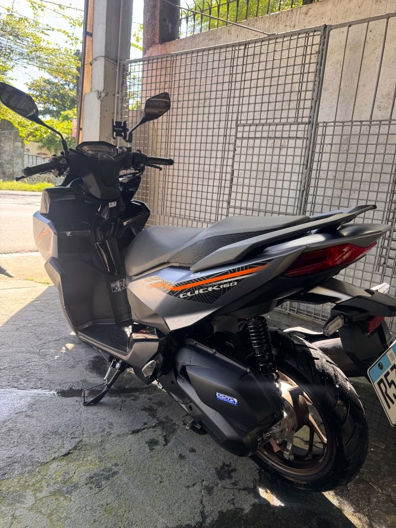 Honda Click 160 v4 (Category: Motorbikes for Sale) located in Magalang. Submitted by lanx0924 (Listing ID 1468085176, Image 2). Description: 🏍️ SEMI-BRAND-NEW UNIT FOR SALE! 🏍️ 🔥 HONDA CLICK 160 V4 🔥 💰 CASH: ₱100,000 ✅ First Owner ✅ Newly purchased in July 2026 ✅ No defects — all in good working condition ✅ Complete papers ✅ Registered for 3 years ✅ Ready to drive — no hassle! 💯 Well-maintained and in excellent condition! Alagang-alaga ang 