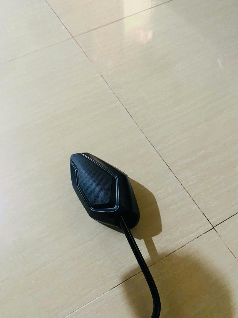 honda clickv4 side mirror (Category: Other Motorcycles Parts and Accessories) located in Manila. Submitted by cuyosvangi81814 (Listing ID 1468064065, Image 2). Description: honda click v4 side mirror .