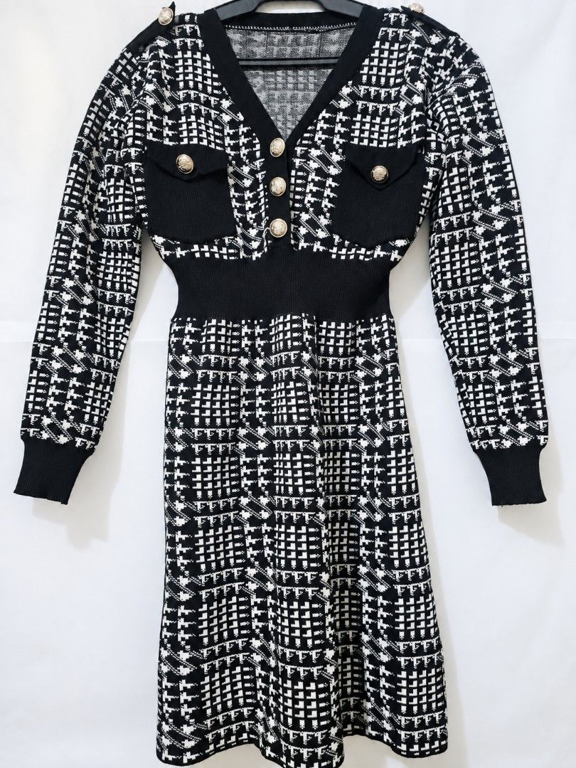 Houndstooth Knitted Dress Bundle - Black and White (Category: Dresses) located in Manila. Submitted by preloved.ajdj (Listing ID 1468141229, Image 3). Description: - Bundle of 2 knitted dresses: Classic black and white houndstooth pattern - Details: Chic decorative pockets and elegant gold-tone buttons - Material: High-quality, thick but comfortable knit fabric - Size: Flexible fit from XS to M - Price: Grab both stunning pieces for only Php 500!
