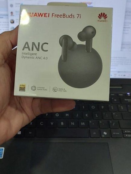 Huawei FreeBuds 7i Wireless Earbuds (Category: Earphones) located in Bulacan. Submitted by daryl.suganob (Listing ID 1468090519, Image 1). Description: - Brand new & factory-sealed Huawei FreeBuds 7i (Dark Grey) - Intelligent Dynamic ANC 4.0 for superior noise cancellation - -Res audio wireless certified for amazing sound quality - Unlimited spatial audio & ultra-stable, clear calls - 100% authentic and unopened box.