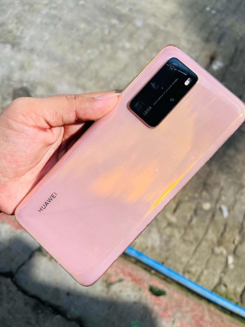 huawei p40 pro 5G 256G (Category: Huawei) located in Manila. Submitted by minecessories (Listing ID 1468204873, Image 1). Description: good condition no oled burn 96% battery health high gaming specs.
