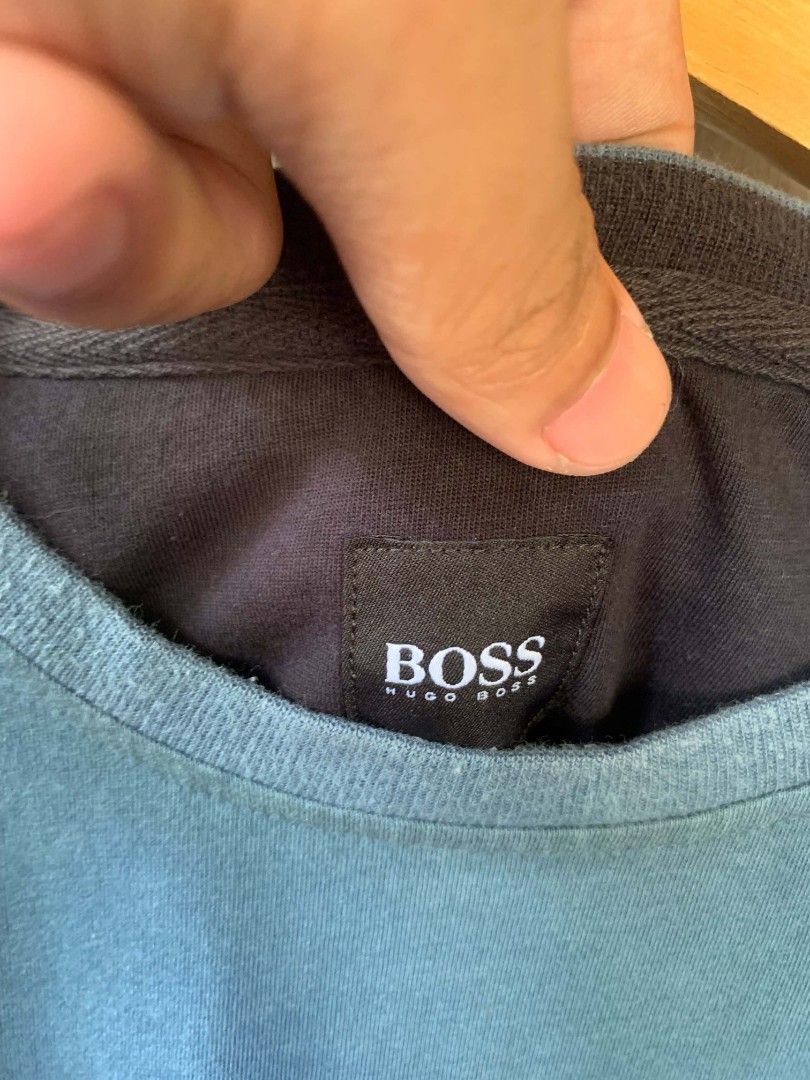 HUGO BOSS (Category: Formal Shirts) located in Kapalong. Submitted by prfy_gmrno (Listing ID 1468135866, Image 2). Description: EXCELLENT CONDITION ISSUE SMALL FADE SA NECK SIZE L DIMES W-20 L-28.