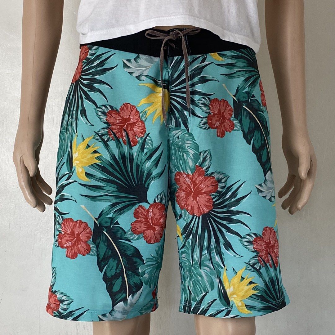 Hurley 🩳 | Teal Leaf Design Board Short (Category: Shorts) located in Bulacan. Submitted by orc.ph (Listing ID 1468150546, Image 3). Description: Hurley 🩳 | Teal Leaf Design Board Short Material Used: Polyester - Teal - Board Short - Velcro Closure - Drawstring Attached - Sportswear - Beach Vibes - Leaf Pattern - Casual - Semi Formal -Size: XL -Waistline: 36” -Length: 20 -Thighs: 11” -Leg Opening: 11.5” -Rise: 12” -Model: ‘’5’5, 65kg, Waistline