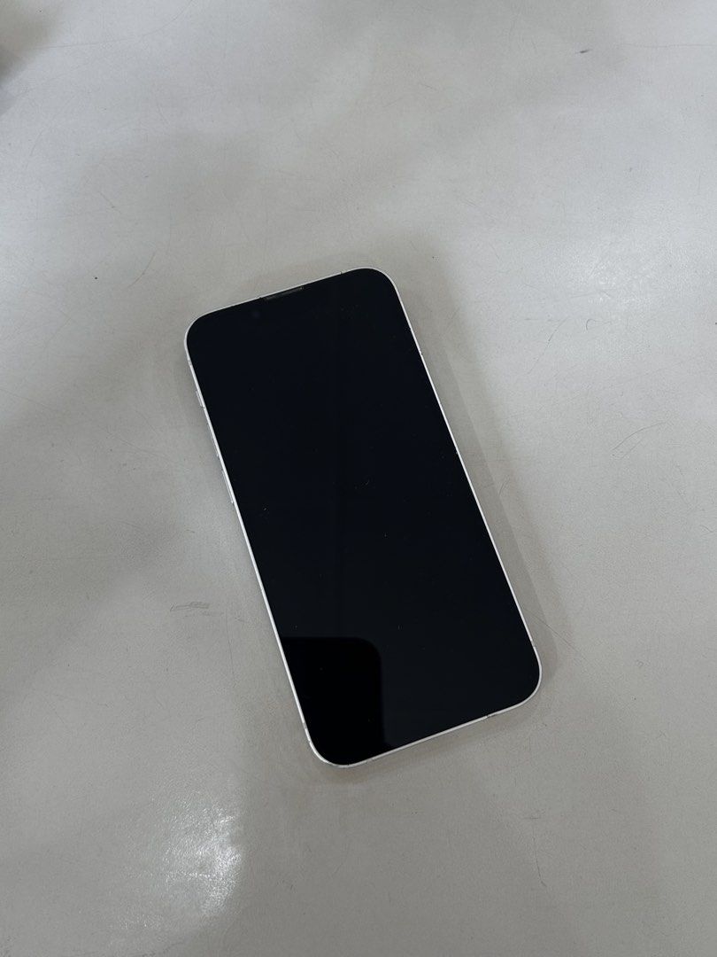 I phone 13 mini, negotiable! (Category: iPhone 13 Series) located in Calamba. Submitted by satomiyu (Listing ID 1468073169, Image 3). Description: .
