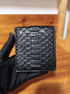 (Category: ) located in . Submitted by queenlyne_vintage_rare_finds (Listing ID 1468104082, Image 1). Description: .