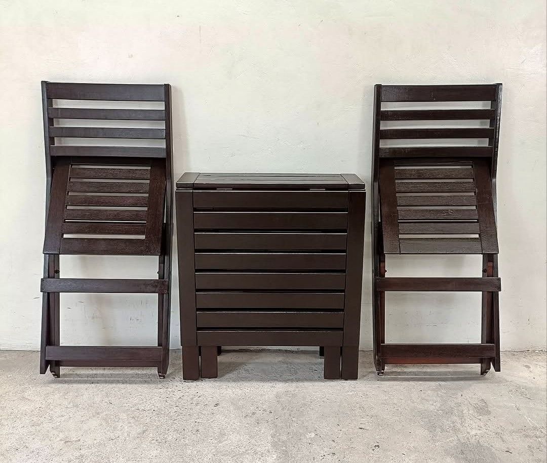 Ikea foldable table and chair (Category: Tables & Sets) located in Bulacan. Submitted by duncayow (Listing ID 1468224481, Image 2). Description: .