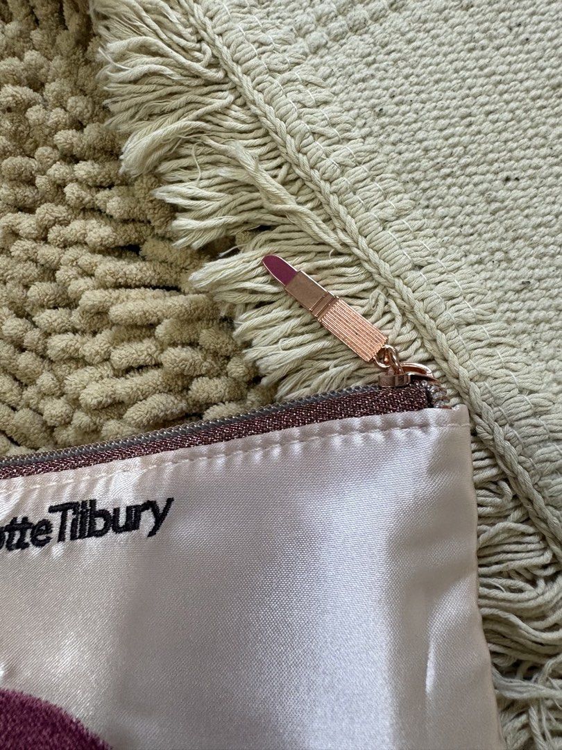 Imported Charlotte Tilbury make up pouch (Category: Purses & Pouches) located in Quezon City. Submitted by heartshop.ph (Listing ID 1468141491, Image 3). Description: .
