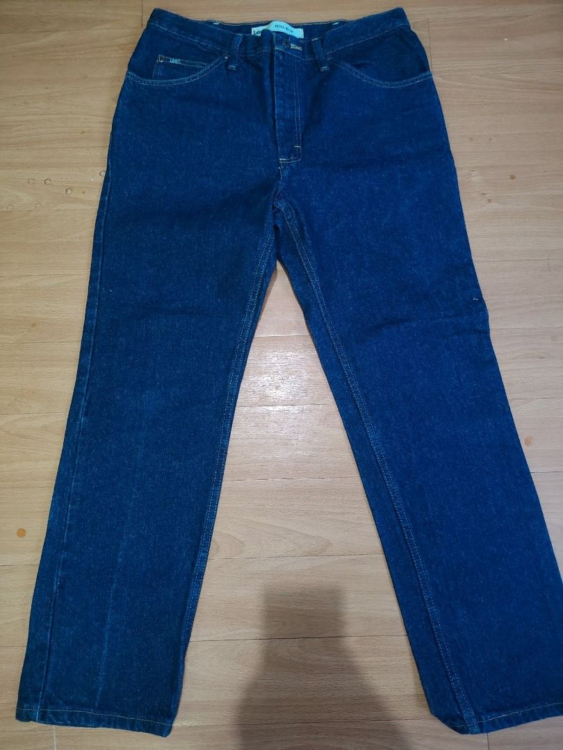 Imported LEE Regular Fit Jeans (Category: Jeans) located in Porac. Submitted by brightward2077 (Listing ID 1468152089, Image 2). Description: Authentic Imported LEE Regular Fit Jeans • Size: W34 x L30 • Made in Mexico (United States Fabric) • Condition: 10/10 (New Deadstock) • No damage, crisp and heavy fabric • Location : Angeles, Pampanga • J&T Express or LBC (Buyer shoulders shipping) (Meet-up if around Angeles lang) • GCash payment only (cash