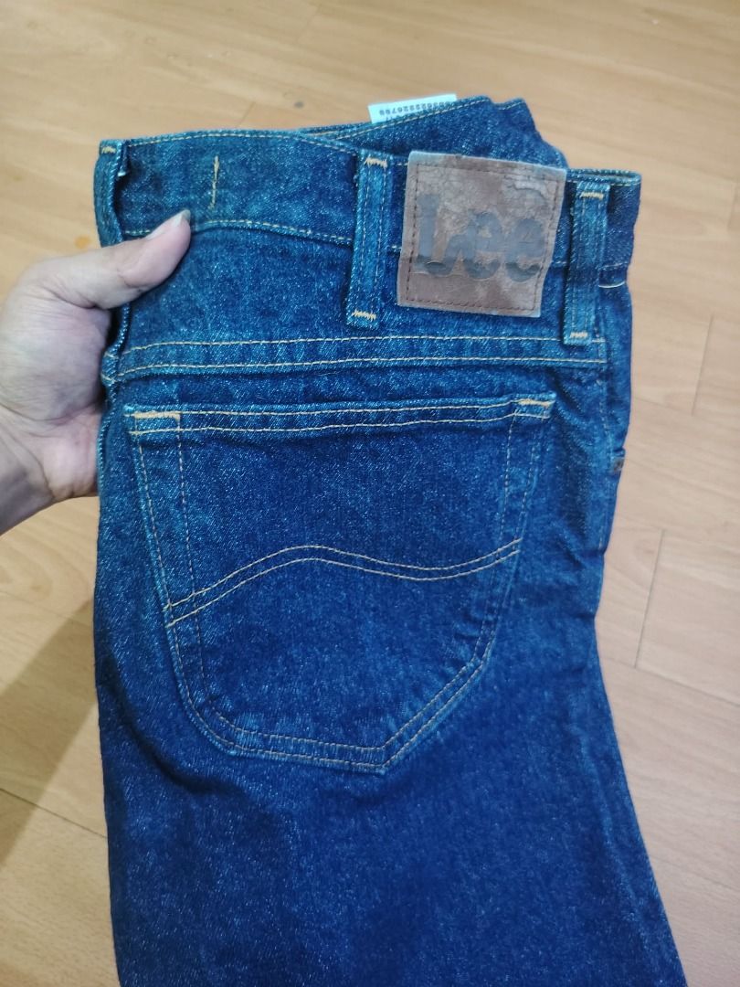 Imported LEE Regular Fit Jeans (Category: Jeans) located in Porac. Submitted by brightward2077 (Listing ID 1468152089, Image 1). Description: Authentic Imported LEE Regular Fit Jeans • Size: W34 x L30 • Made in Mexico (United States Fabric) • Condition: 10/10 (New Deadstock) • No damage, crisp and heavy fabric • Location : Angeles, Pampanga • J&T Express or LBC (Buyer shoulders shipping) (Meet-up if around Angeles lang) • GCash payment only (cash