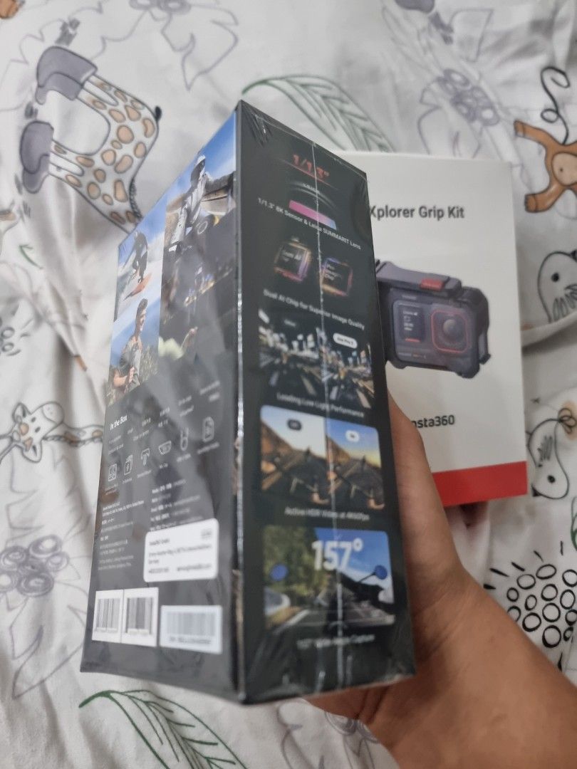 Insta360 Ace Pro 2 Xplorer Bundle Brandnew (Category: Cameras) located in Caloocan City. Submitted by sai1032013 (Listing ID 1468068581, Image 3). Description: brandnew sealed.