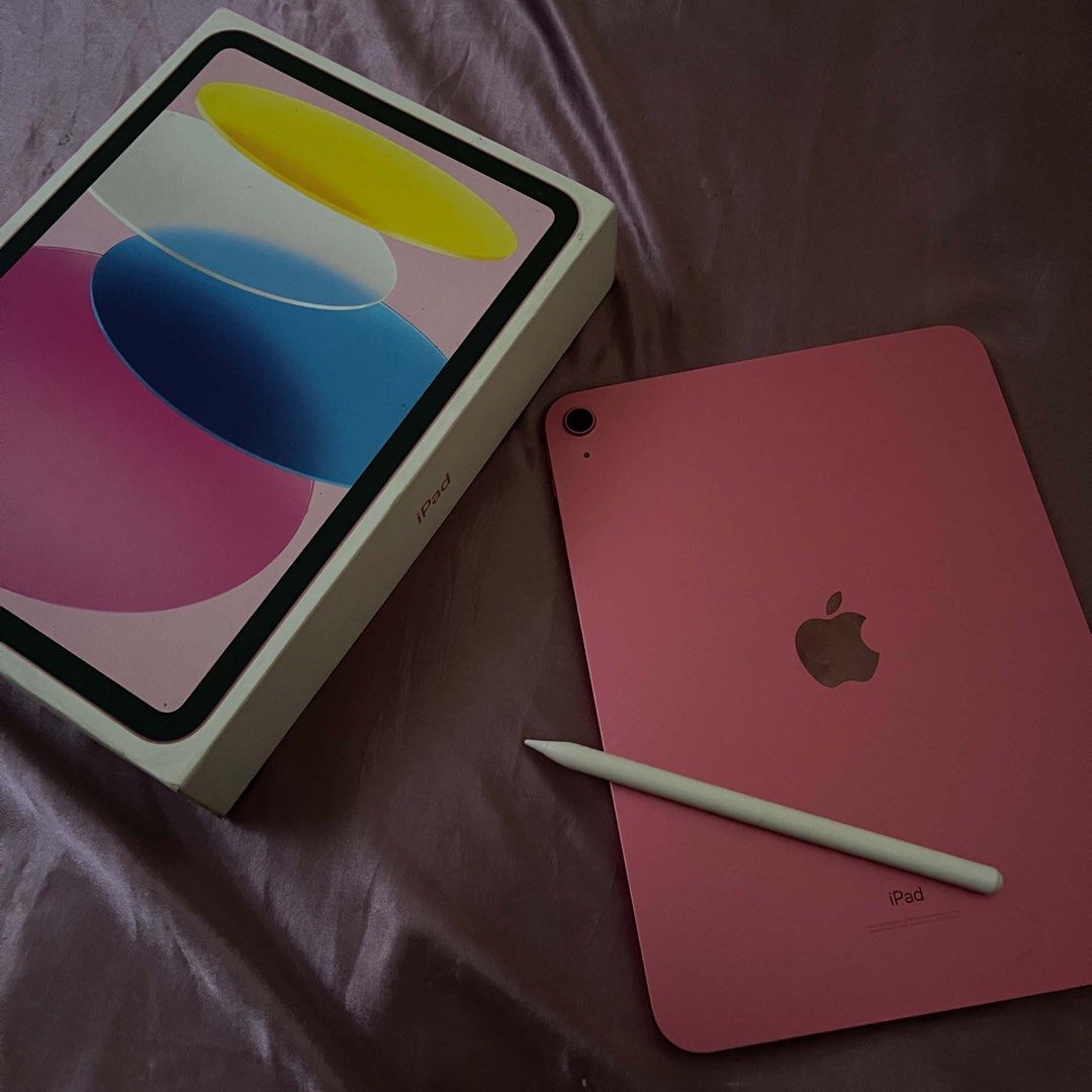 iPad 10th gen 256GB (wifi) (Category: iPad) located in Manila. Submitted by flip.it.with.iflip (Listing ID 1468182885, Image 2). Description: FOR SALE/SWAP iPad 10th gen 256GB (wifi) NO HISTORY OF REPAIR working well true tone and fingerprint working paper-like screen protector installed inclusion: orig cord + goojodoc pen + 1 case issue: minimal paintchips (barely noticeable) *price is still negotiable 📩📩📩.