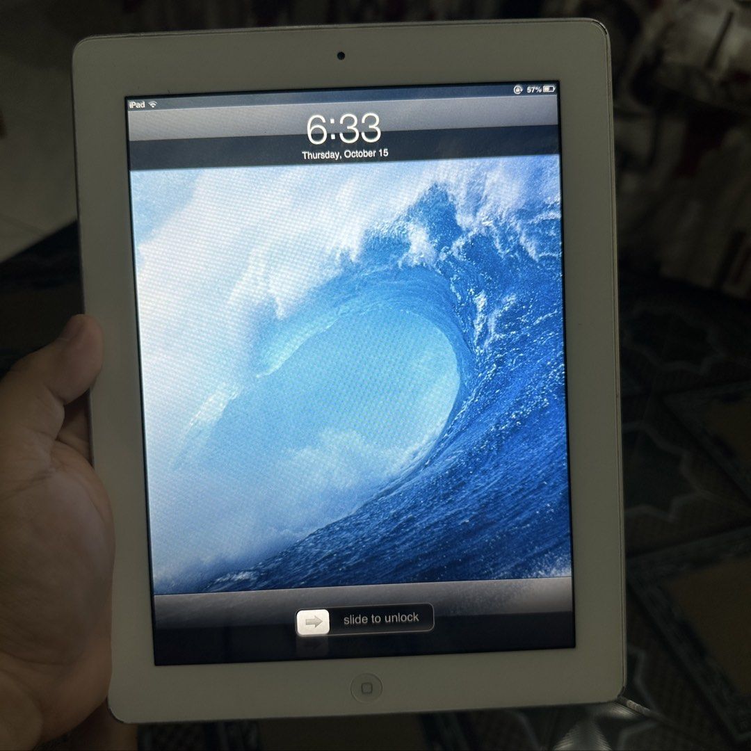 iPad 2 on iOS 6 (16GB) [WiFi] (Category: iPad) located in Carmona. Submitted by ed.barraca (Listing ID 1433820929, Image 1). Description: PAKIBASA ANG DESCRIPTION NG ITEM NA ITO BAGO MAGOFFER. For Sale! iPad (2nd Generation) 16GB [WiFi Only] ➡️ 9.7" 768p IPS LCD Screen ➡️ iOS 6.1.3 ➡️ CPU: Apple A5 (2-cores @ 1 GHz) ➡️ Clean Board, No iCloud issue ➡️ Front and Back Camera OK ➡️ 6930mAh Battery (~1050 Charge Cycles, 95% Battery Health) ➡️ 16GB Int