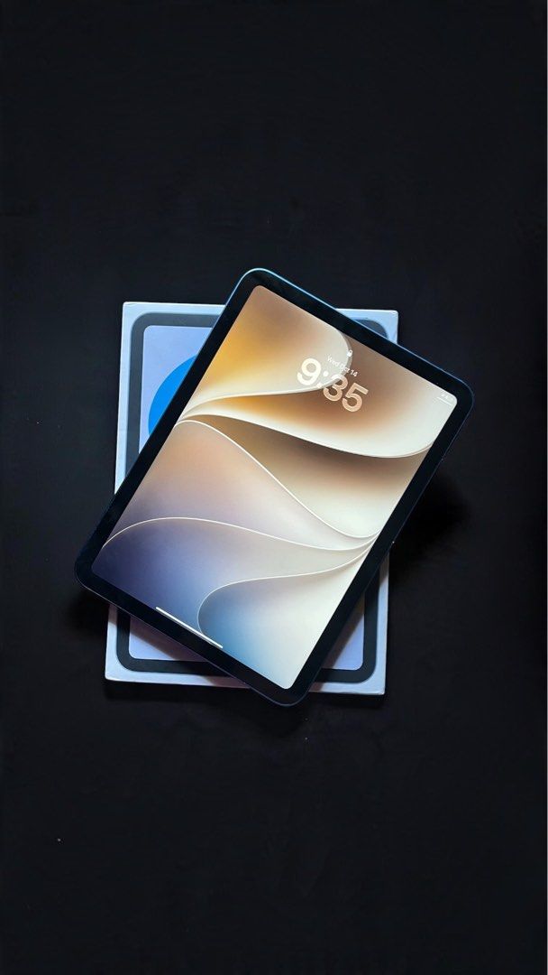 iPad a16 128gb under warranty💙 (Category: iPad) located in Meycauayan. Submitted by lanceyytech (Listing ID 1468218993, Image 3). Description: Ipad a16 (11th gen) 128gb💙 (BLUE) SPECS📌 Wifi use✅ All original parts✅ All working✅ No history of repair✅ 100% battery health✅ 49 cycle count only✅ M PP/A 🇵🇭✅ Touch id✅ True tone✅ Good as new✅ UNDER WARRANTY UNTIL Aug 2027✅ ISSUE👌🏻 sign of usage INCLUSION 📦 Original box✨ Original charger✨ 1 Case✨ N