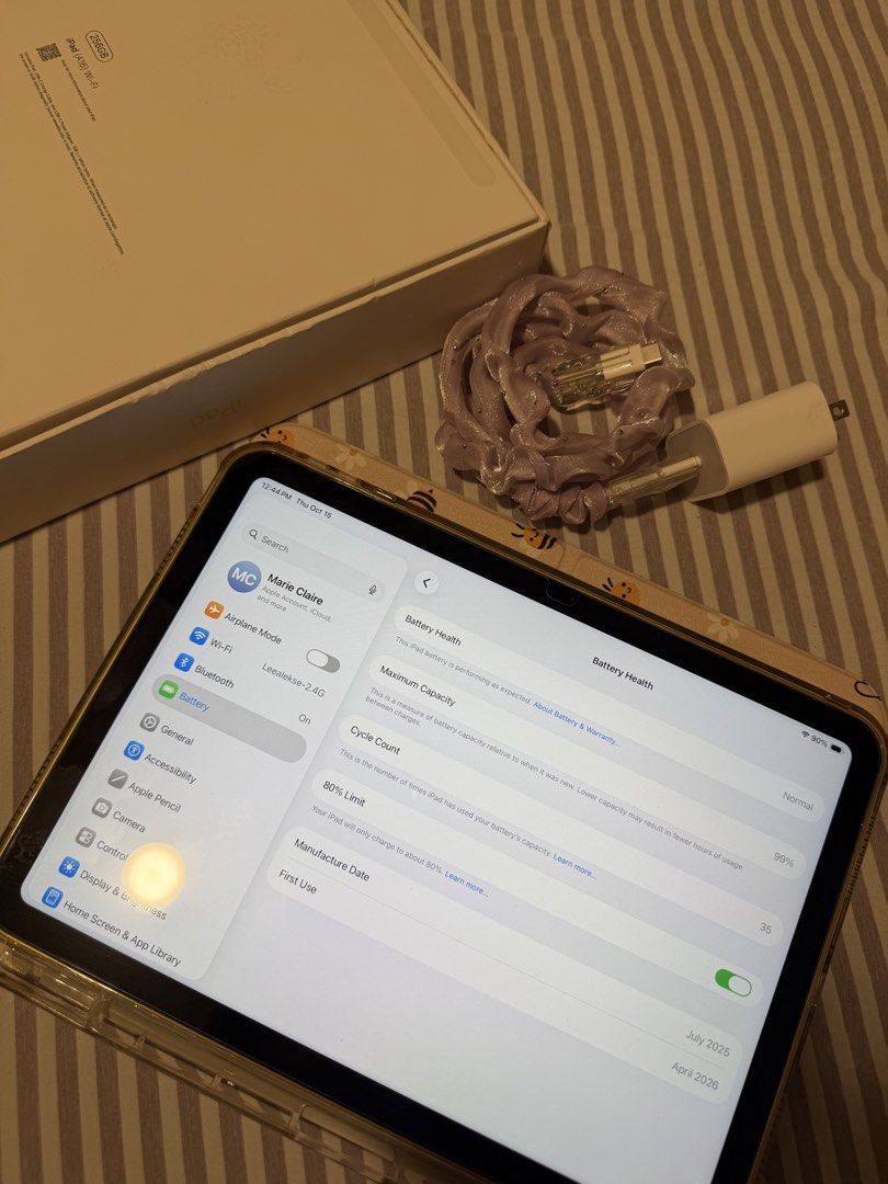 Ipad A16 Wifi 256GB (Category: iPad) located in Manila. Submitted by francinedee (Listing ID 1468103608, Image 2). Description: ipad A16 WIFI 256gb, Yellow Charger, Box Case, Full Screen Cover pinagawa ko sa SM 900 (Kung ano lang po nasa pic wag na po maghanap ng wala) Good as New, pinanooran ko lng ng Netflix wala ako masyadong ininstall. Para kang bumili ng Brand new, Pwedeng pwede sa Maarte. Sure na walang sakit ng ulo. (pwede ivideo ang deal 