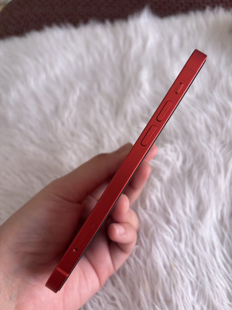 Iphone 12 red (Category: iPhone 12 Series) located in Manila. Submitted by camillepinky (Listing ID 1468281344, Image 3). Description: Selling iphone 12 good as new with battery health of 89 pde sa maarte no hidden scratches front and back. Last price is posted no need to message me for the last price its already posted . Thanks .