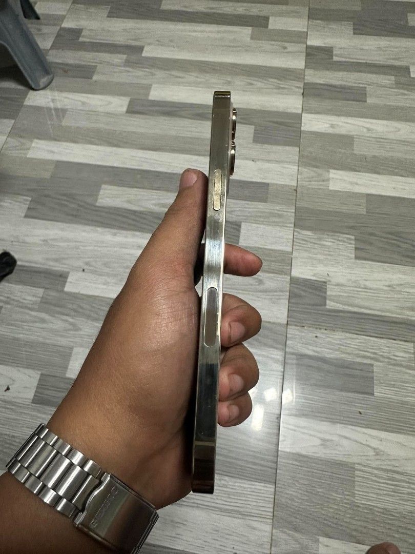 Iphone 12promax 128gb (Category: iPhone 12 Series) located in Manila. Submitted by motonog (Listing ID 1468078869, Image 3). Description: For sale or for swap sa lower ios add cash ka Iphone12promax 128gb Gold Unli reset Face id Truetone Any sim will do Us variant 78battery health (orig) No history of repair One scratch sa screen Dm sa mild issue Unit and case only Meet up only Manila location Pm sa price.