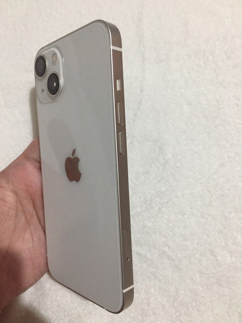 iPhone 13 128gb Starlight (Category: iPhone 13 Series) located in Iloilo. Submitted by xngltnx (Listing ID 1468281173, Image 2). Description: - Model: iPhone 13 - Storage: 128GB - Color: Starlight - Battery Health: 100% - Condition: Pristine, well-maintained - Features: True Tone active, flawless body and screen - No sim restrictions - Unli reset - Yung bubbles sa screen is because hindi ko pa nakukuha ang plastic when I bought it - No repair his