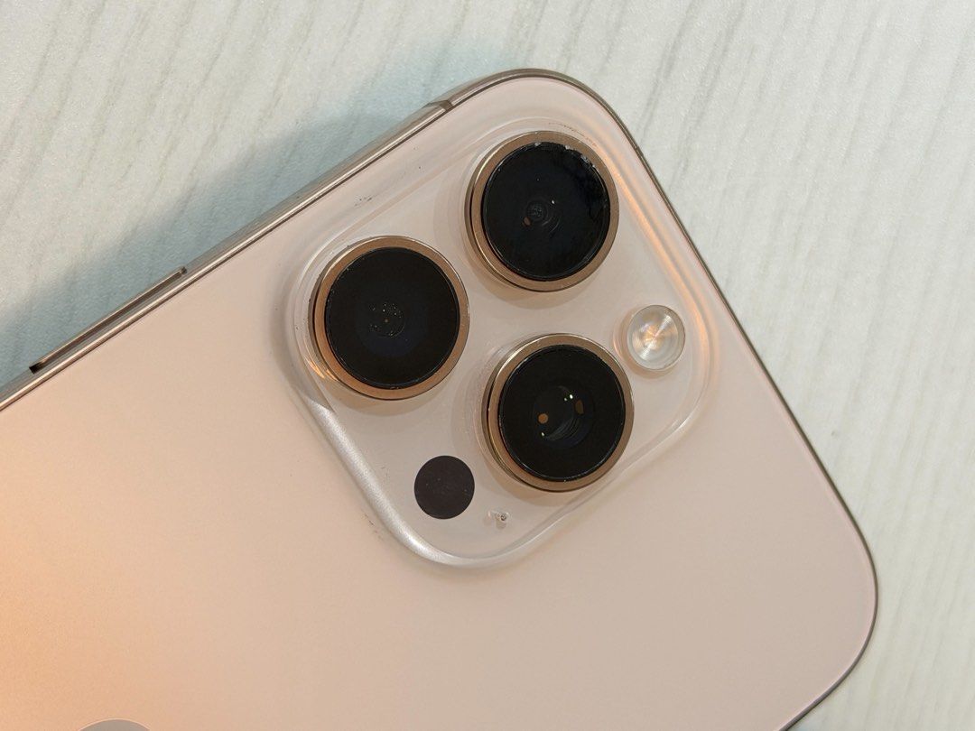 iphone 16 pro max (Category: iPhone 16 Series) located in Manila. Submitted by euviepollack (Listing ID 1468238025, Image 2). Description: iPhone 16 Pro Max - 256gb - Desert Titanium color - 91% Battery Health! - 625 cycle count (as of posting) - IOS 26.6.1 - NTC Variant - open line Any sim - Unli Check - with original box ₱43,000k only slightly negotiable RUSH!!! Honest Declare issue ALREADY SEEN ON PHOTOS! the rest all good and all smooth unli 