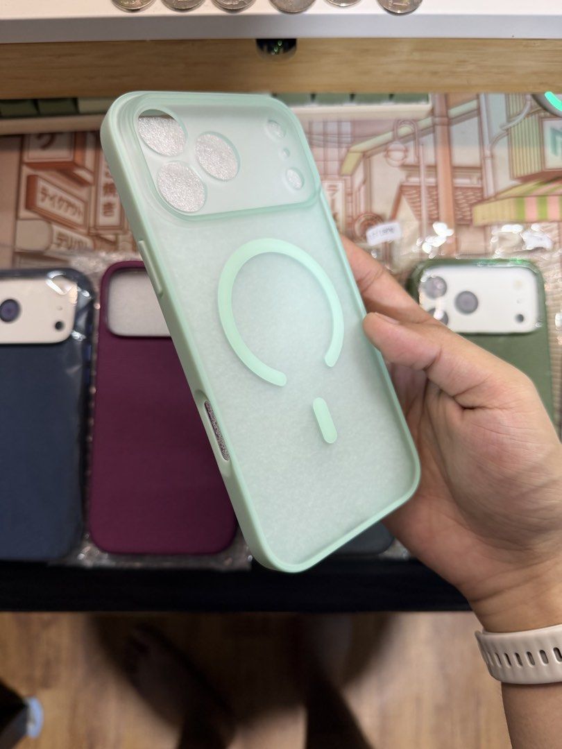 iPhone 17/18 Pro Max Case (Category: Cases & Sleeves) located in Paranaque City. Submitted by jarstmary (Listing ID 1468061079, Image 3). Description: Message me if Interested .