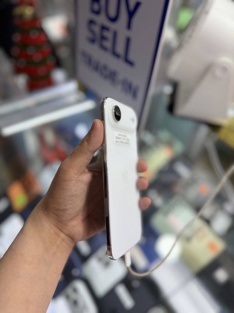 Iphone 17 Air 512GB 98BH no issues NTC approved Openline (Category: iPhone Air Series) located in San Juan City. Submitted by najihahtelecomshop2018 (Listing ID 1468219936, Image 3). Description: Legit Store | Original unit FOR SALE | TRADE / SWAP ▫️INSTALLMENT thru: 🔸Credit Card (straight / installment) 🔸Ggives / Gcredit + 6% interest 🔸Spay Later + 6% interest (RFS: Buy and Sell any kinds of Gadgets) Description: iPhone 15 Pro 256GB ( other G