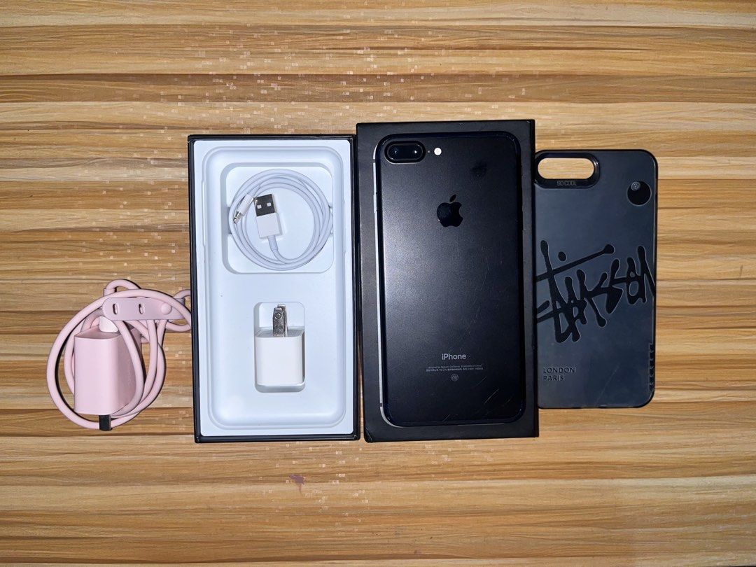 Iphone 7 plus 128gb (Category: iPhone 7 Series) located in Naic. Submitted by nasaryn_ (Listing ID 1468206128, Image 1). Description: replaced batt (93%) 128gb .
