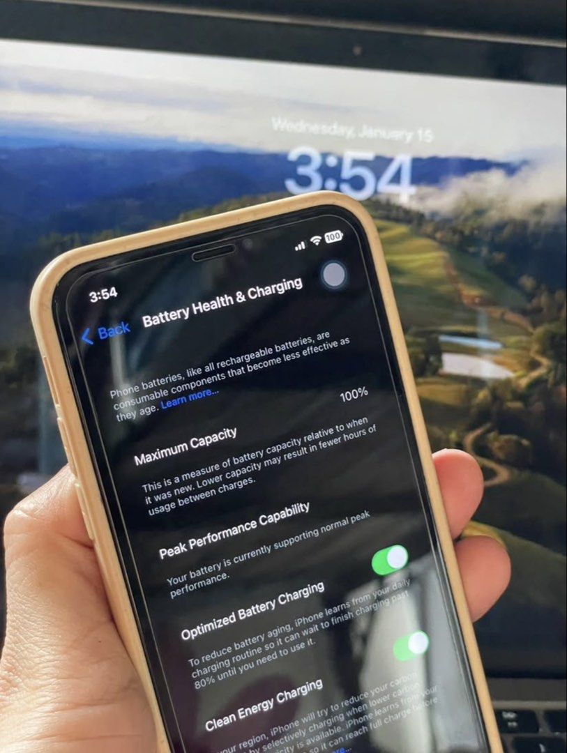 Iphone X (Category: iPhone X Series) located in Manila. Submitted by safestar.5cc5b7 (Listing ID 1468265077, Image 1). Description: .