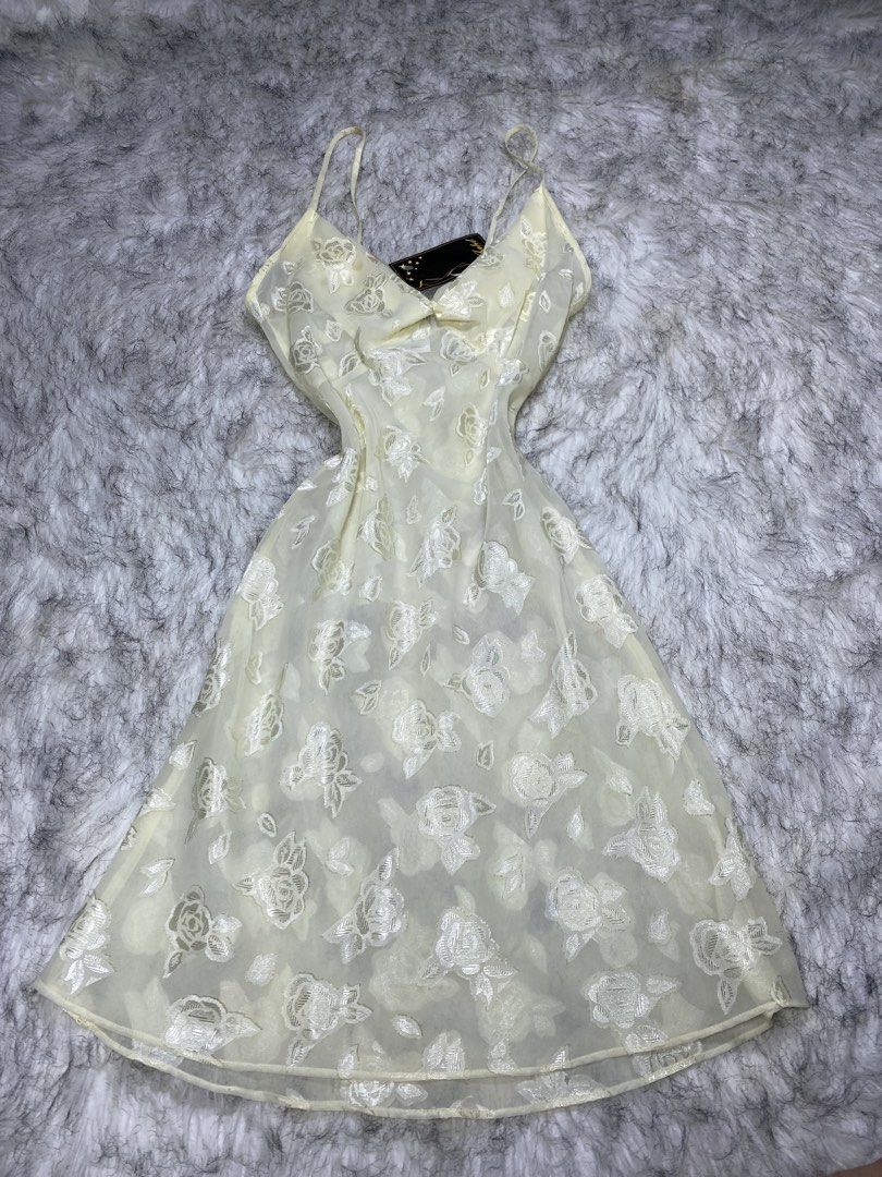 Isabel (small) (Category: Undergarments & Loungewear) located in Manila. Submitted by csjlgen (Listing ID 1468110369, Image 1). Description: .