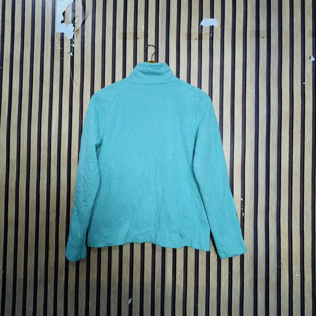 IZOD GREEN SMALL 21x23 YG02524 (Category: Coats, Jackets and Outerwear) located in Dasmarinas. Submitted by yg_supplies (Listing ID 1468155841, Image 2). Description: IZOD GREEN SMALL 21x23 YG02524.