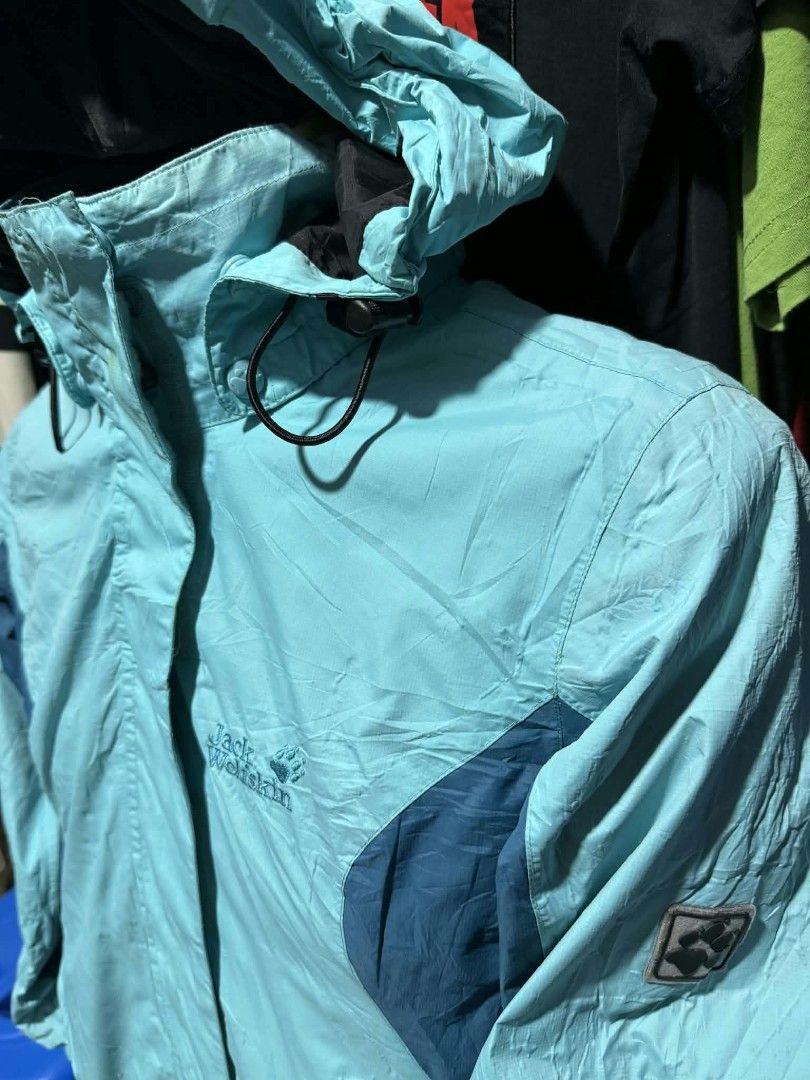 JACK WOLFSKIN Outdoor Jacket (Category: Coats, Jackets and Outerwear) located in Bulacan. Submitted by annenicathriftthriftlang (Listing ID 1468135082, Image 3). Description: JACK WOLFSKIN Outdoor Jacket - Sky Blue Two-Tone 🐺 Brand: Jack Wolfskin (Legit Outdoor / German Brand) Color: Light Blue Aqua + Dark Blue Two-Tone Size: M on tag fits M-L Women / S-M Men Dimes: 21" Width x 27" Length x 24" Sleeve Condition: 9/10 - No butas, buo YKK zipper, 