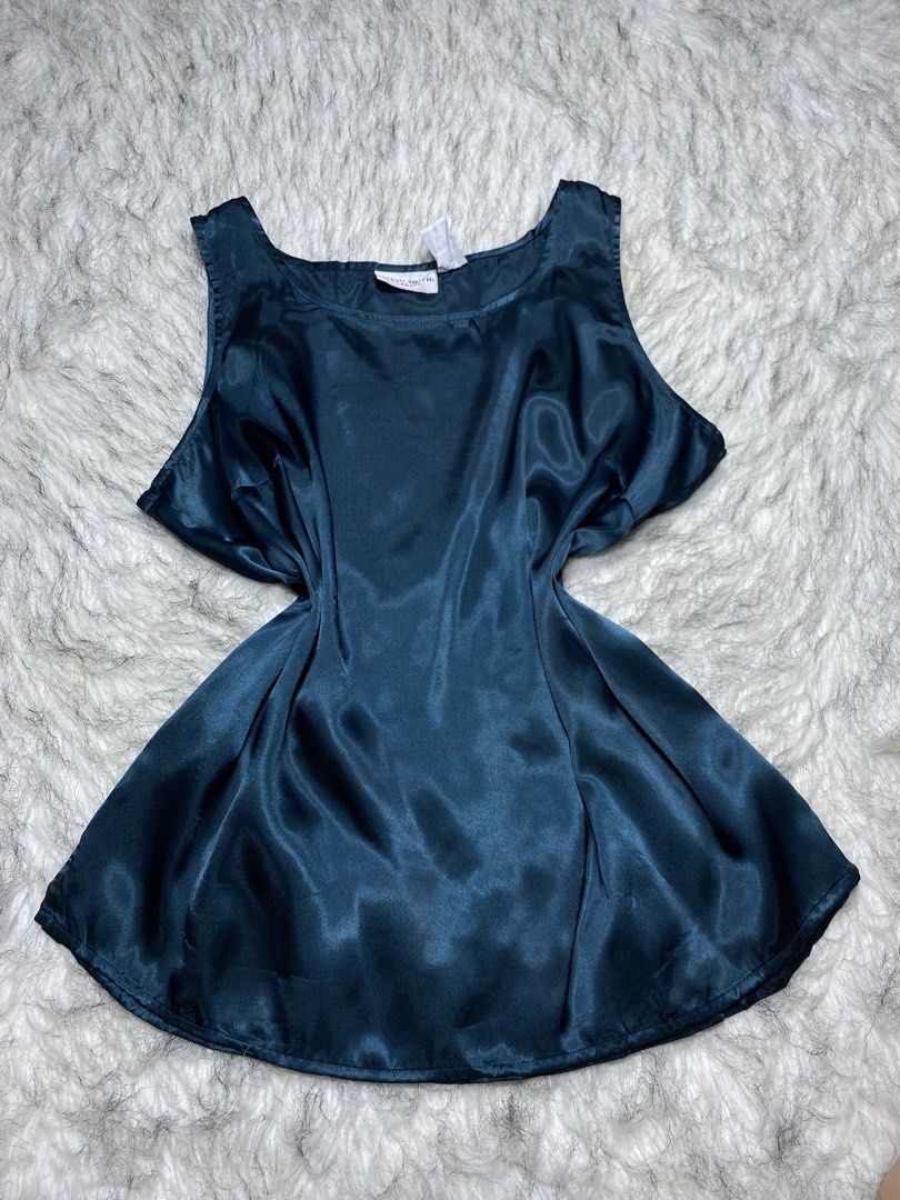 Jacklyn smith (xlarge) (Category: Others Tops) located in Manila. Submitted by csjlgen (Listing ID 1468129437, Image 1). Description: .