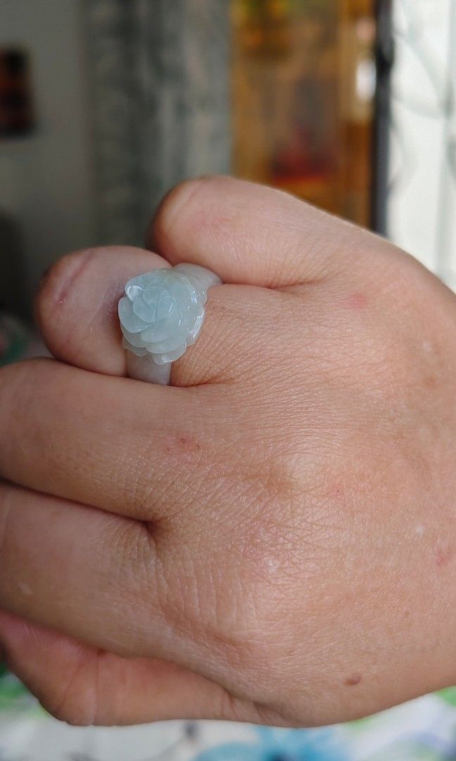 Jade ring carve ring (Category: Rings) located in Davao. Submitted by zinbad (Listing ID 1468238002, Image 3). Description: MOD: Gcash jade ring rare design size 8.