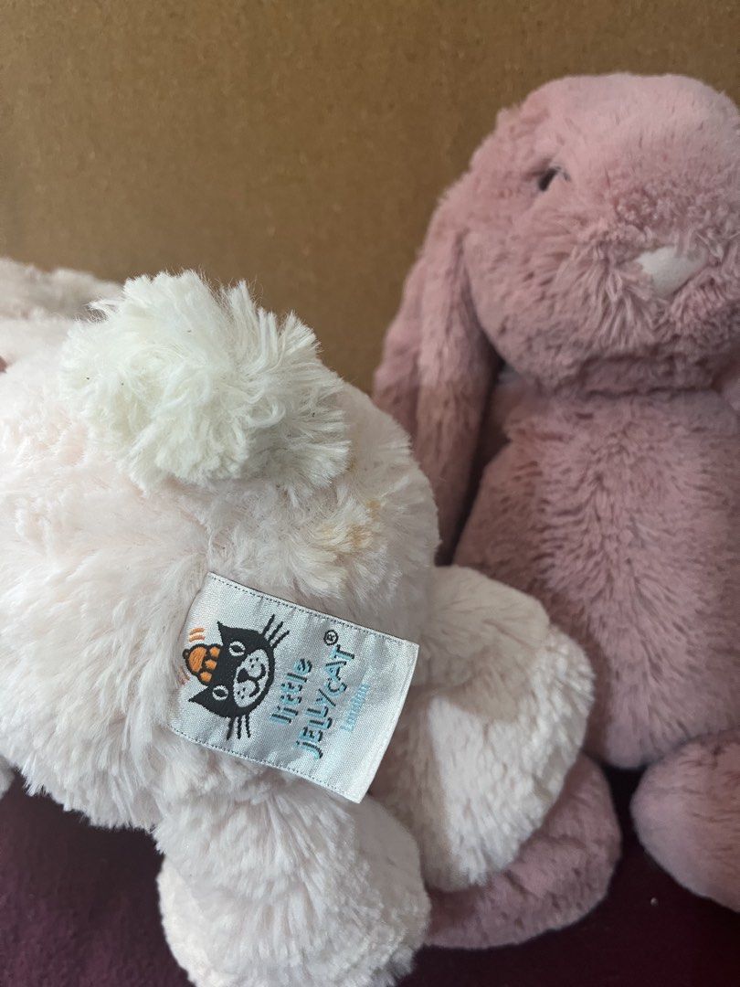 Jellycat (Category: Plushies & Soft Toys) located in Baguio. Submitted by gaara1234 (Listing ID 1468073949, Image 3). Description: Not sure if authentic White rabbit have stain and not sure if removable Bawal sa maarte hahaha.