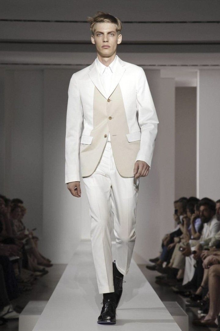 Jil sander S/S 13 blazer jacket tailor made (Category: Coats, Jackets and Outerwear) located in Manila. Submitted by corner_finds (Listing ID 1468198846, Image 1). Description: runway piece size 46 on tag pit to pit 19' length 27.5' shoulders 17' sleeve length 24.5' color beige/white no major flaws minor stain and dirt needs cleaning 9/10 condition or better no inclusions item only can send more photos upon request 7499+sf dm.