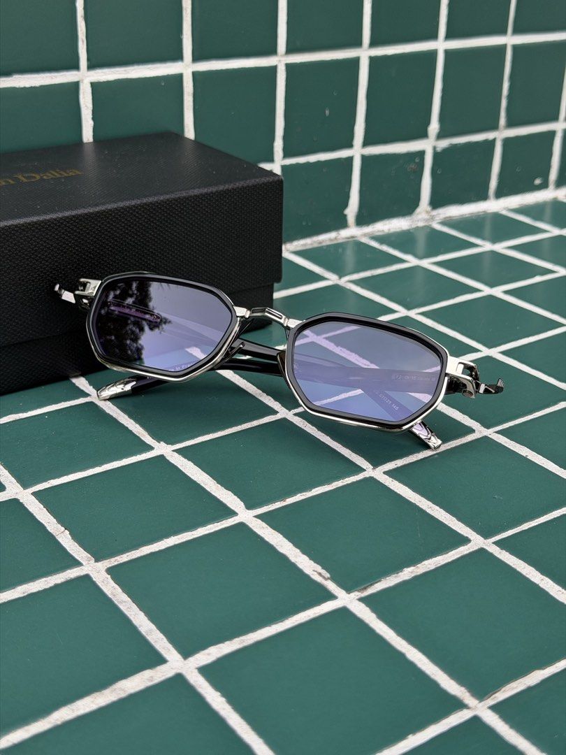 JOHN DALIA (Category: Luxury Accessories) located in Angeles City. Submitted by secondluxph (Listing ID 1468209985, Image 1). Description: -JOHN DALIA AXEL SUNGLASSES -C420 COLORWAY - COMPLETE INCLUSIONS BOX, CASE, MICROFIBER CLOTH -PRISTINE CONDITION -JAPAN/HONGKONG SOURCE .