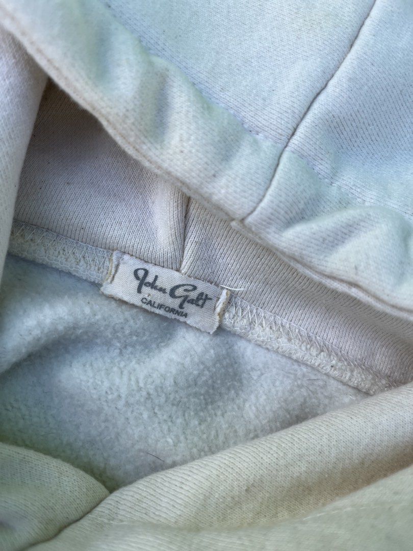 JOHN GALT SIERRA NEVADA PULLOVER HOODIE (Category: Hoodies) located in Quezon City. Submitted by kentstuff (Listing ID 1468087796, Image 3). Description: JOHN GALT SIERRA NEVADA PULLOVER HOODIE Cut Tag Shoulder-Hem : 28” Pit-Pit : 27” Condition: Excellent CR: 9/10 Flaws: ❌ Needwash DISCLAIMER: This is a thrifted item. All brands, logos, and trademarks belong to their rightful owners. We’re here to rehome great pieces — no brand affiliation intend