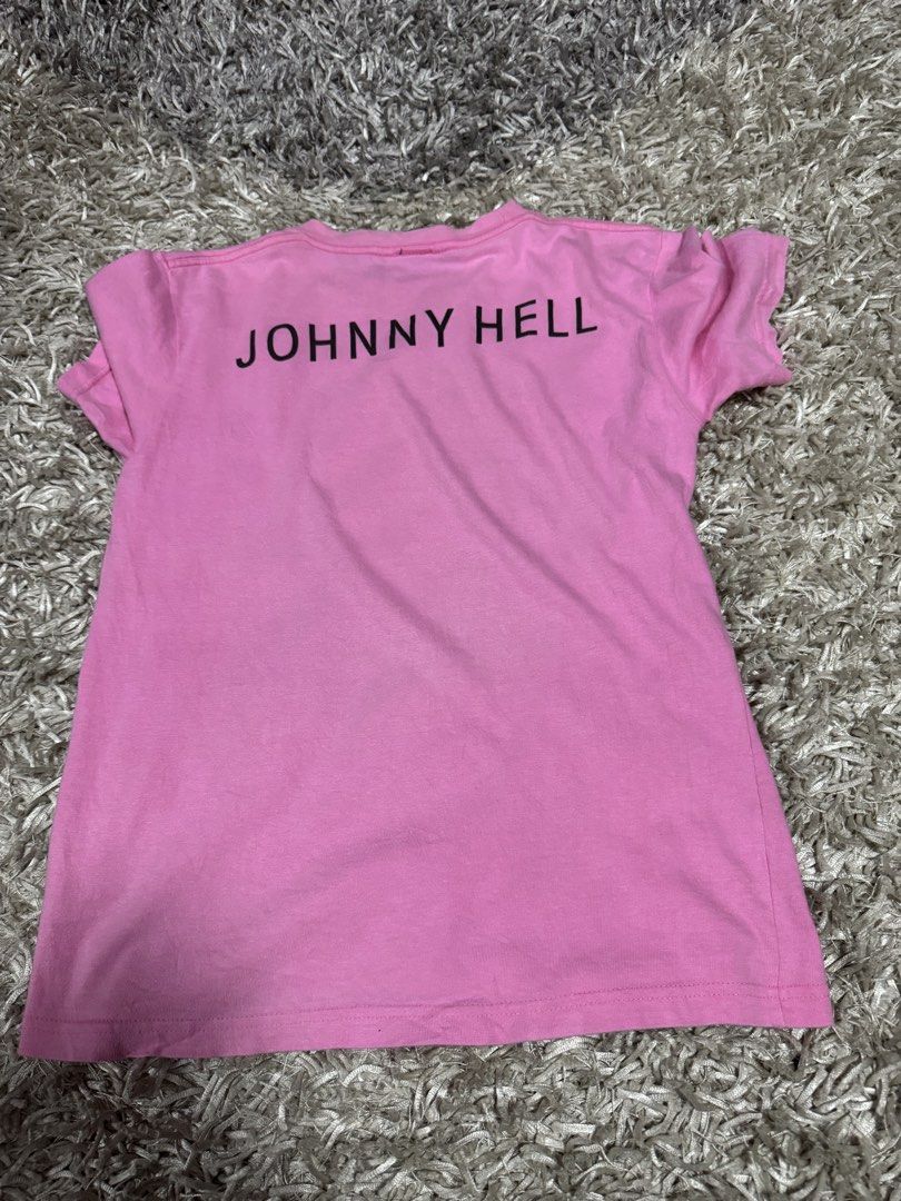 Johnny Hell (Category: Tshirts & Polo Shirts) located in Tumpat. Submitted by deqla2727 (Listing ID 1468066034, Image 2). Description: Johnny Hell saiz S pit 17 lbuh 23.5 bhu 15.5 cndn9/10 call,wsap0129636410 c28.