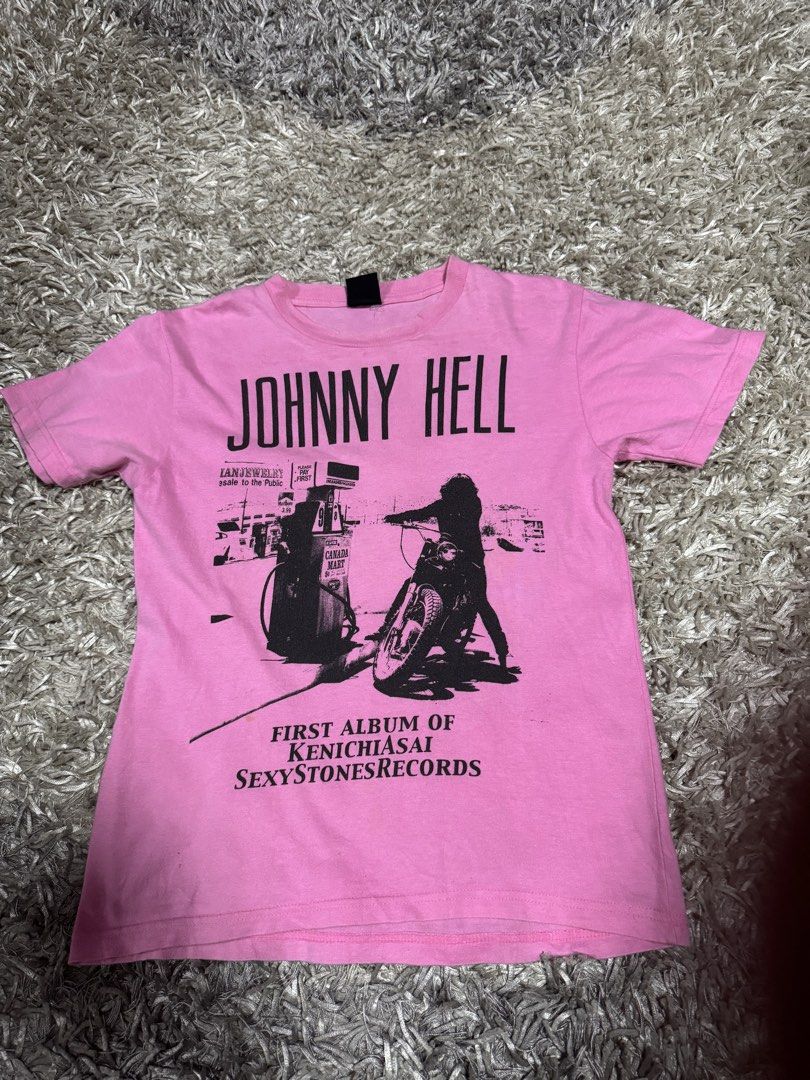 Johnny Hell (Category: Tshirts & Polo Shirts) located in Tumpat. Submitted by deqla2727 (Listing ID 1468066034, Image 1). Description: Johnny Hell saiz S pit 17 lbuh 23.5 bhu 15.5 cndn9/10 call,wsap0129636410 c28.