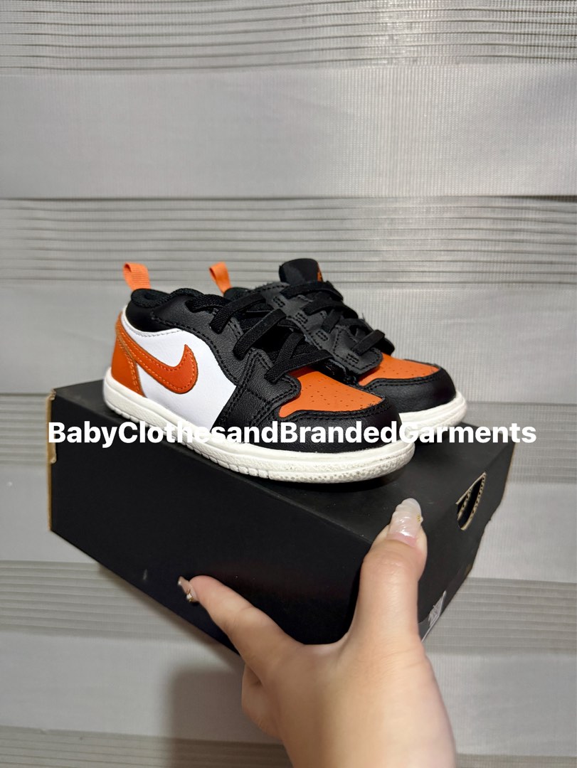 Jordan 1 Low “Starfish” size 8c (with box) (Category: Babies & Kids Fashion) located in Manila. Submitted by bcbg3217 (Listing ID 1468241884, Image 1). Description: ‼️PLEASE READ BEFORE BUYING‼️ Like new condition,personal preloved Size 8c Box included Velcro strap closure Actual photos are posted No other issues or flaws unless stated Please check the photos thoroughly before placing an order JnT regular or Lalamove COD for Metro Manila ⚠️BUY AT