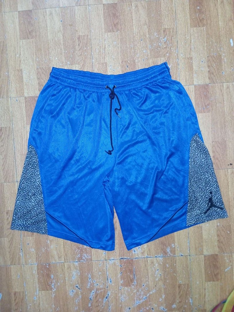 Jordan Dri-fit elephant design (Category: Shorts) located in Sibalom. Submitted by jm.thrift07 (Listing ID 1468063053, Image 2). Description: EXCELLENT CONDITION 💯 SUZE:XL DIMES:33-36×23 ISSUE:LINTS.