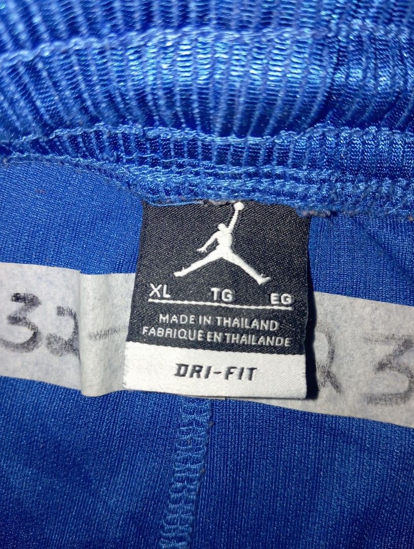 Jordan Dri-fit elephant design (Category: Shorts) located in Sibalom. Submitted by jm.thrift07 (Listing ID 1468063053, Image 3). Description: EXCELLENT CONDITION 💯 SUZE:XL DIMES:33-36×23 ISSUE:LINTS.
