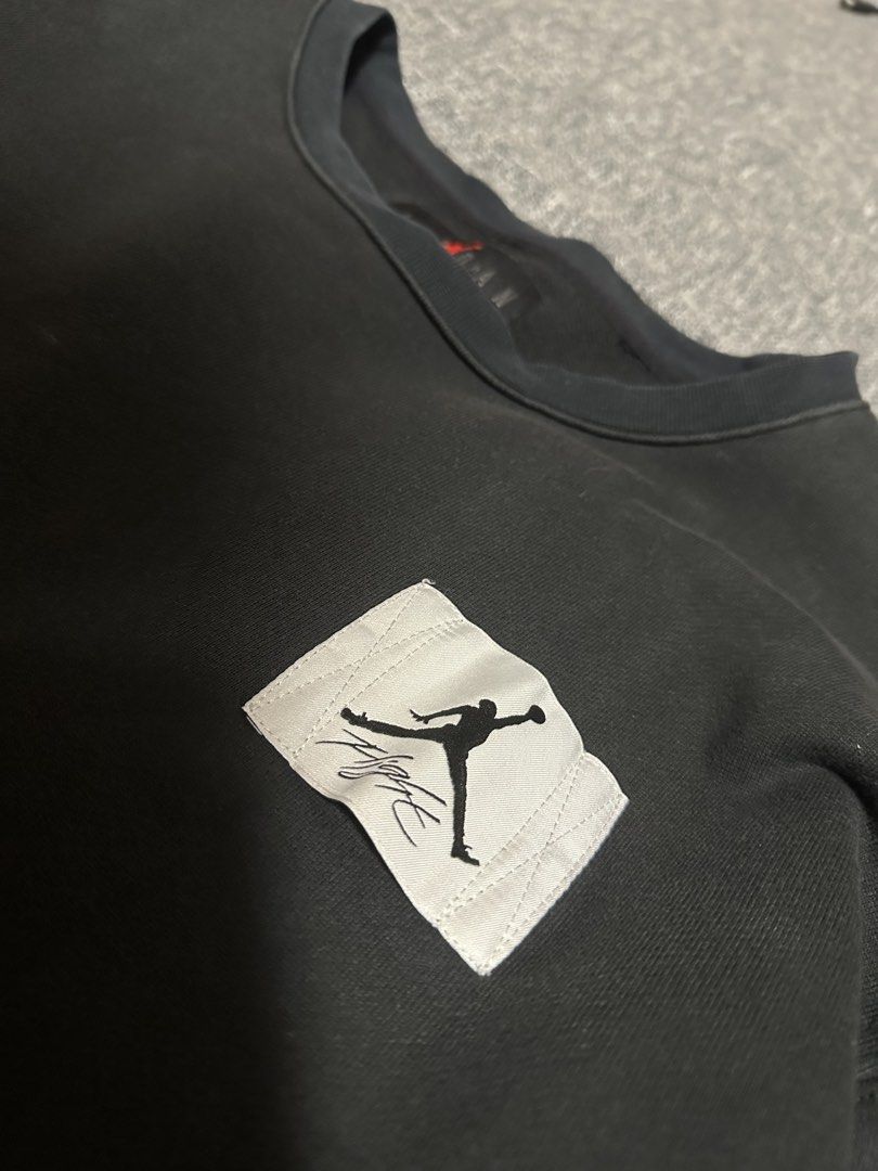 Jordan Essentials Fleece Crewneck Sweatshirt (Category: Hoodies) located in Manila. Submitted by thriftedbykab (Listing ID 1468264198, Image 3). Description: -Brand: CONVERSE -COMPLETE TAGS -Size: (M) -Width: 20| Length: 325 -Condition: sun faded -Color Rate:8.9/10 -Issue: NEED WASH .