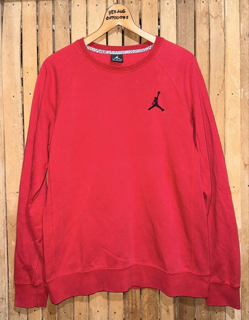 Jordan Jumpman Crew (Category: Coats, Jackets and Outerwear) located in Maramag. Submitted by ghab82885 (Listing ID 1468151325, Image 1). Description: Jordan Jumpman Crew Excellent condition No issue Size medium W22.5” x L27.5”.