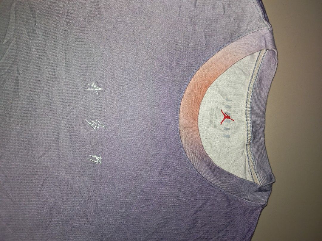 JORDAN PINK BLAZE X J BALVIN (Category: Tshirts & Polo Shirts ) located in Tagum. Submitted by rxthrift_clo (Listing ID 1468207314, Image 2). Description: For sale! For Big Man ‼️ J BALVIN X JORDAN PINK GLAZE T-SHIRT📍 Size XXL EXCELLENT Near As new No issue Need wash only may kaonting dumi lng na washable 750 + SF 📍 Tagum davao location ko 📍.