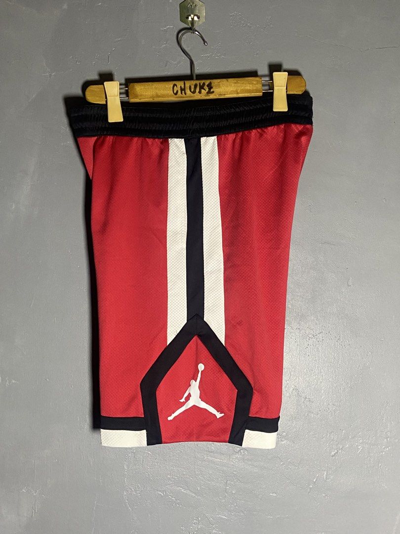 Jordan Rise Short (Category: Activewear) located in Cabuyao City. Submitted by chukz_x (Listing ID 1468249312, Image 2). Description: Jordan Rise Short Size : XXL Dimes : 32-38W 22L 13H Condition : Like new Issue : none Price : 1,500 📍READY TO WEAR 📍Cabuyao Laguna.