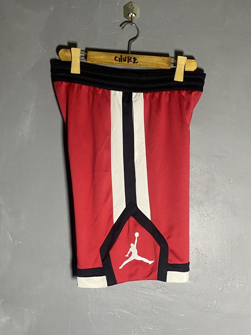 Jordan Rise Short (Category: Activewear) located in Cabuyao City. Submitted by chukz_x (Listing ID 1468249312, Image 3). Description: Jordan Rise Short Size : XXL Dimes : 32-38W 22L 13H Condition : Like new Issue : none Price : 1,500 📍READY TO WEAR 📍Cabuyao Laguna.