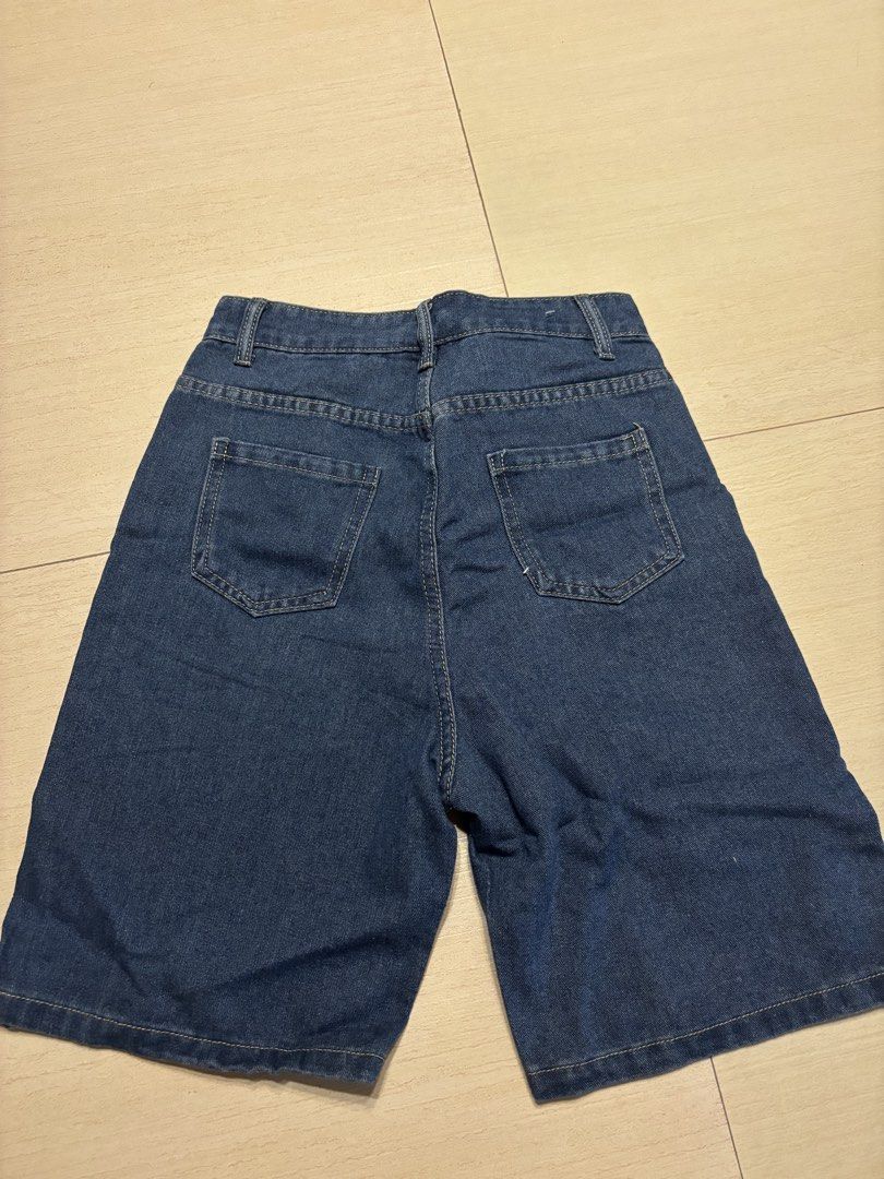 Jorts (Category: Shorts) located in Manila. Submitted by bluetakis67 (Listing ID 1468131407, Image 1). Description: Never used since i bought the wrong size.