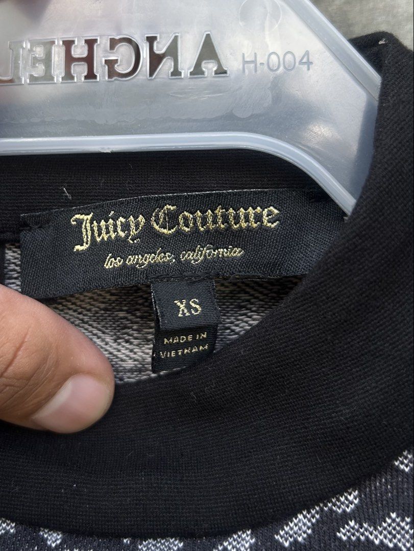 Juicy Couture Dree (Category: Dresses) located in Tuguegarao City. Submitted by 2giefinds (Listing ID 1468127010, Image 2). Description: Size: XS on tag Dimes: Waistline: 14-15 *Stretchable x L:33 Condition: Excellent Color Rate: 9.9/10 Issue: Cut Neck & Wash tags / minimal light stain *not sure if washable.